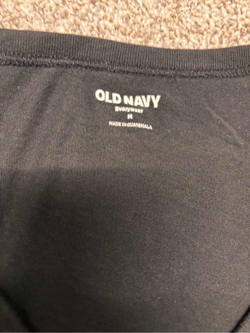 Basic black tee - Picture 2 of 2